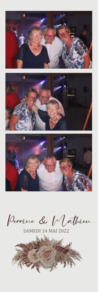 /component/ajax/?p=image&src=%7B%22file%22%3A%22images%2Fexemples-photos%2Frosalie-photobooth-25.jpg%22%2C%22thumbnail%22%3A%22%2C%2C%22%7D&hash=e919319d